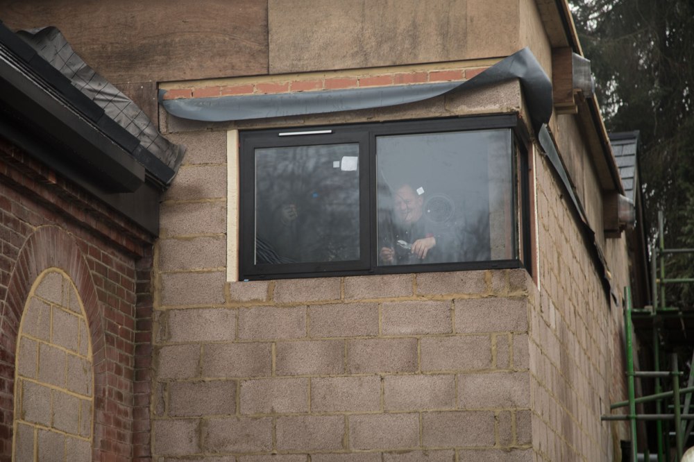 3fd_chapel_corner_window_install_outside