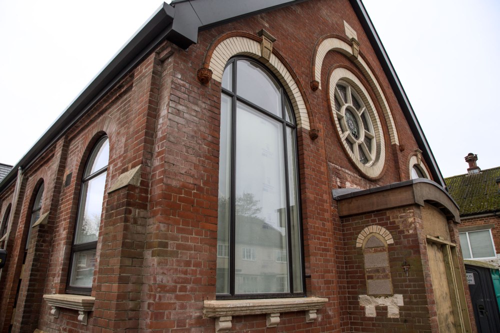 3fd_chapel_front_and_side_windows