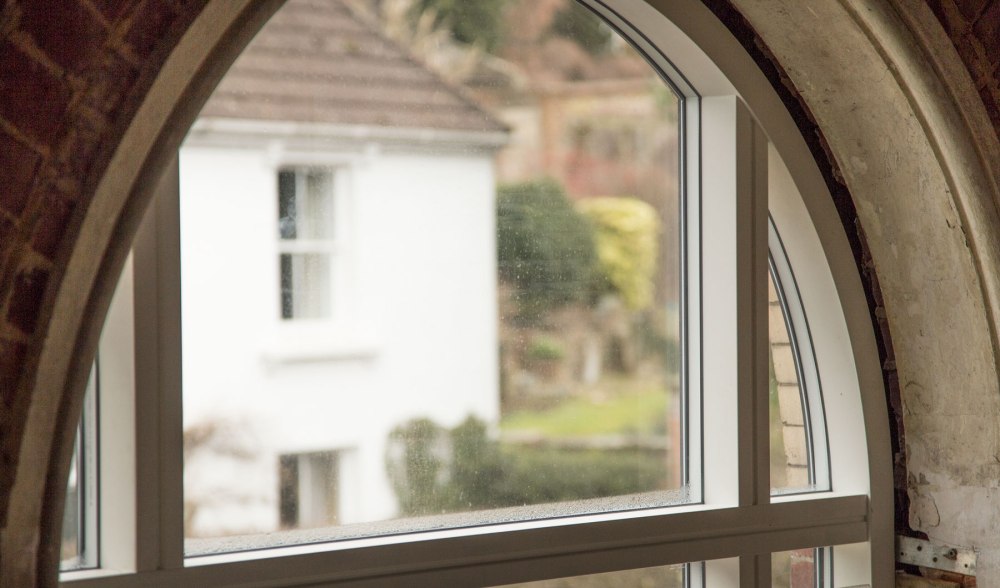 3fd_chapel_front_window_inside